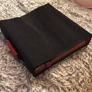 Scrapbooking organizer